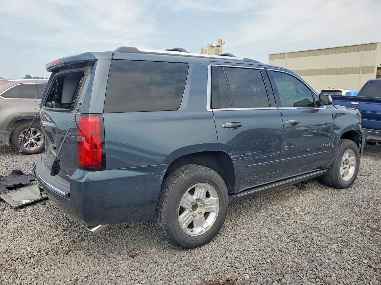 2019 Chevrolet Tahoe K1500 Premier - Фото 3