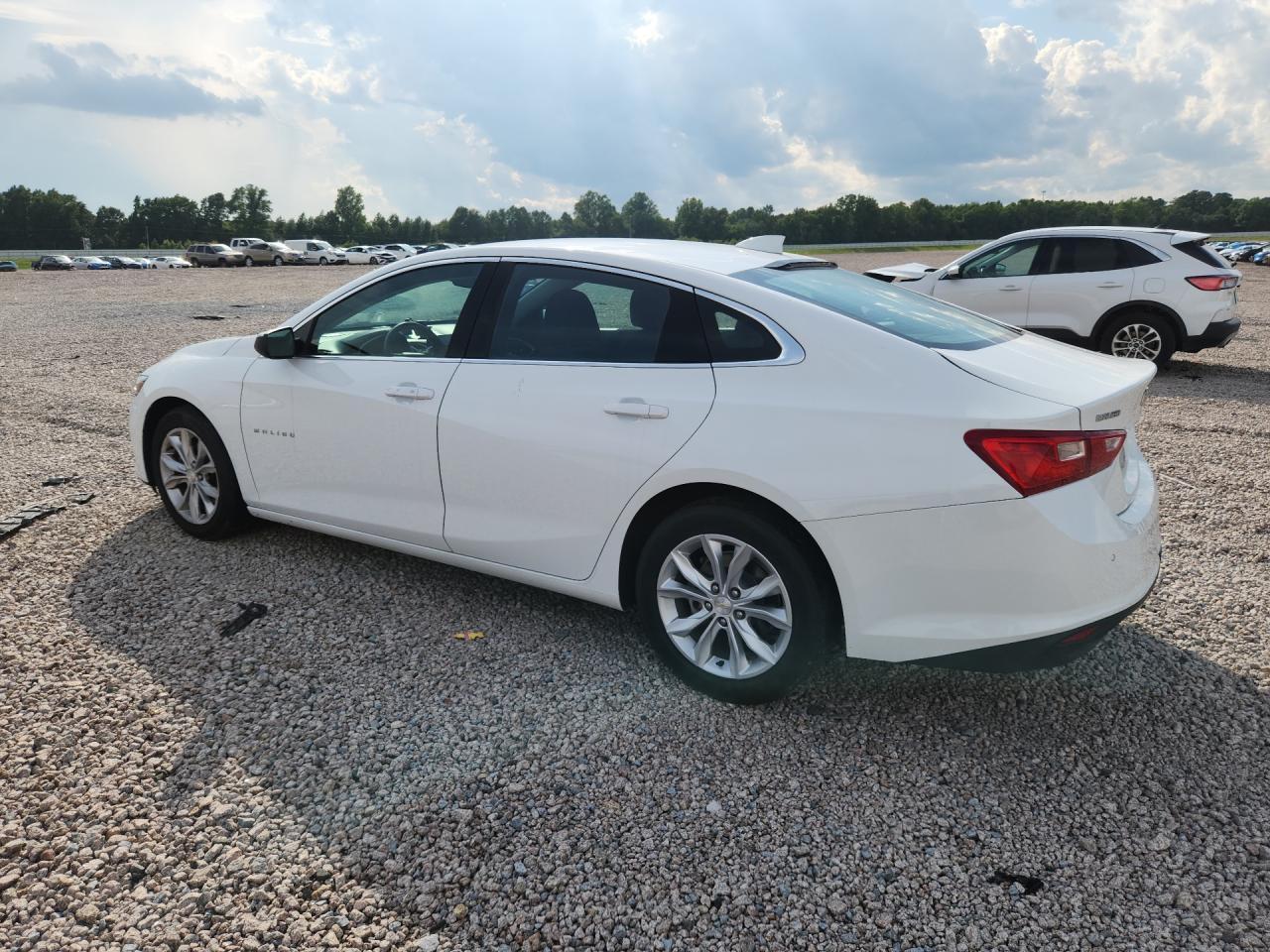 2023 Chevrolet Malibu Lt - Фото 2