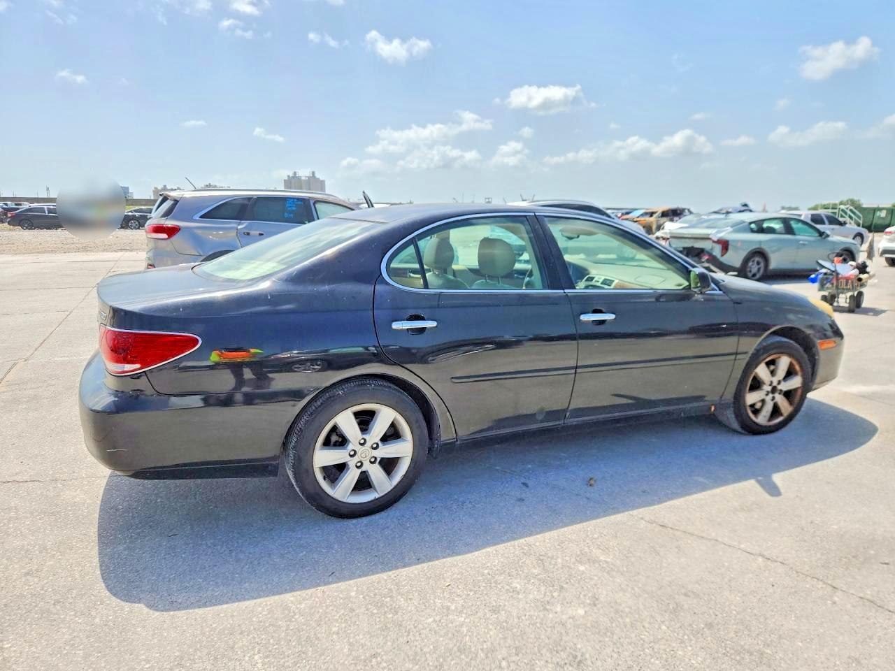 2005 Lexus Es 330 - Image 3