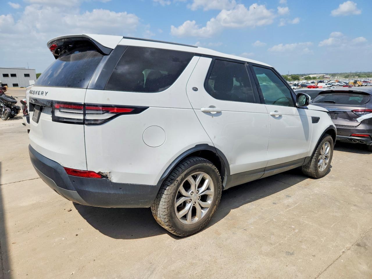 2020 Land Rover Discovery Se - Image 3
