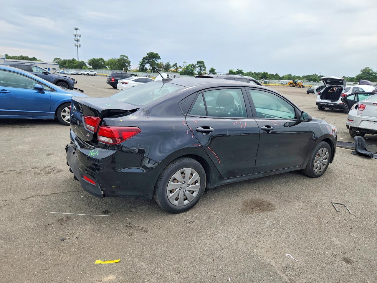 2020 Kia Rio S - Фото 3
