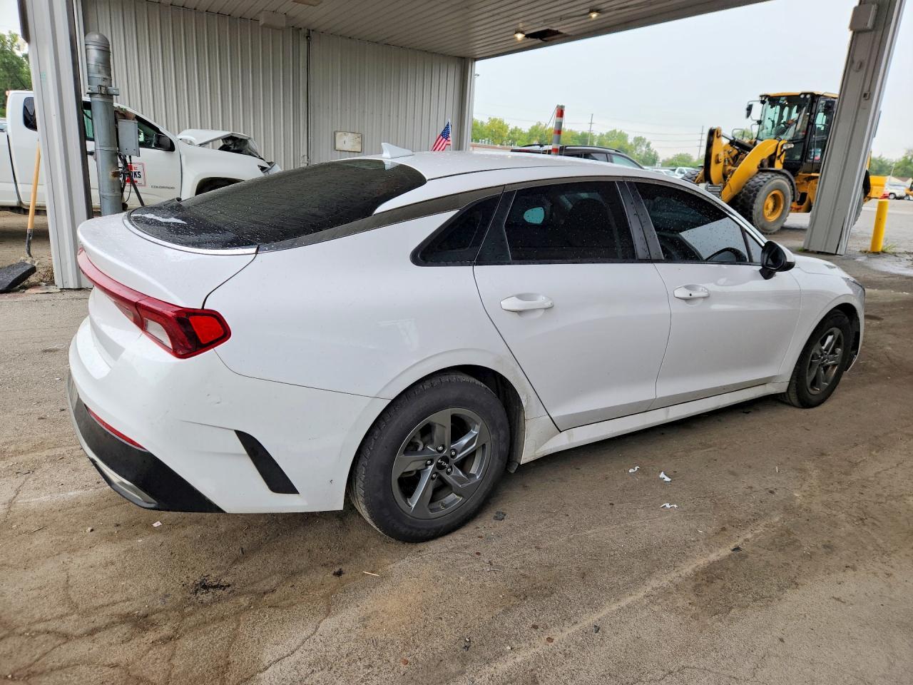 2023 Kia K5 Lxs - Image 3
