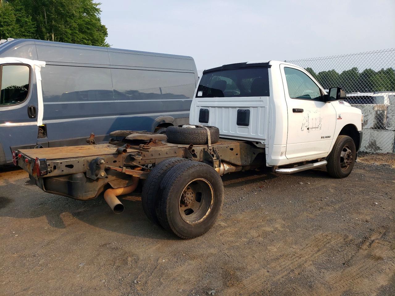2021 Ram 3500 - Фото 3
