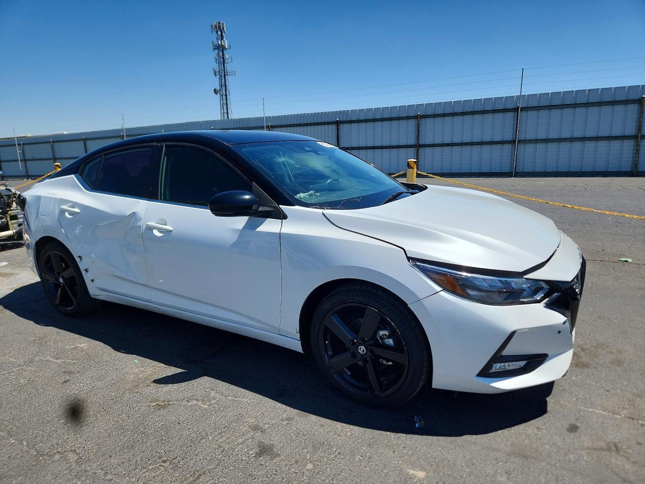 2022 Nissan Sentra Sr - Image 4