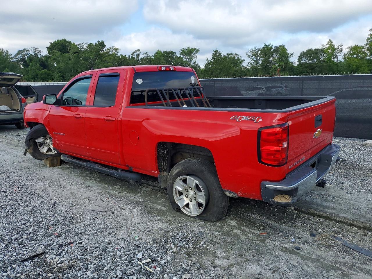 2017 Chevrolet Silverado K1500 Lt - Фото 2