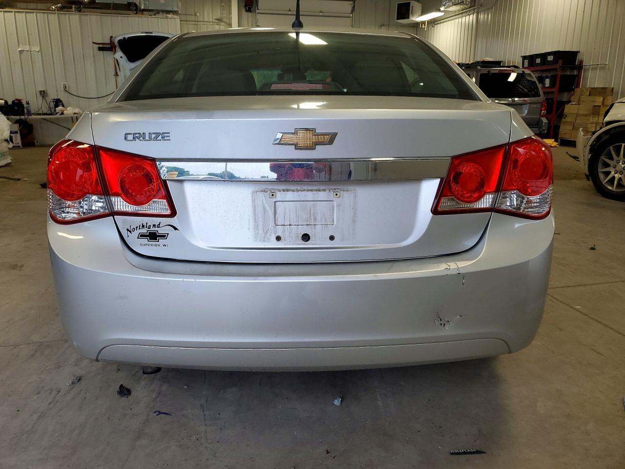 2011 Chevrolet Cruze Ls - Фото 6