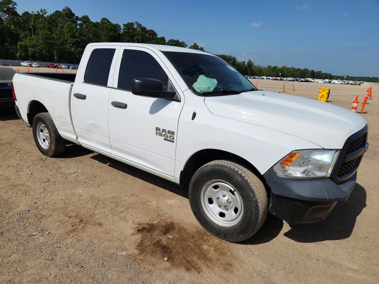2019 Ram 1500 Classic Tradesman - Фото 4