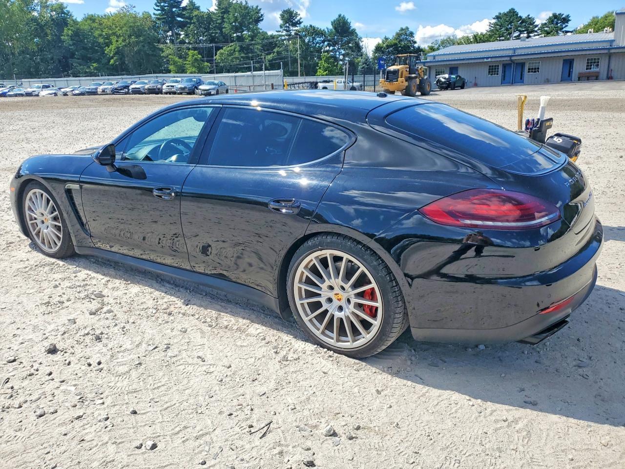 2016 Porsche Panamera Gts - Image 2