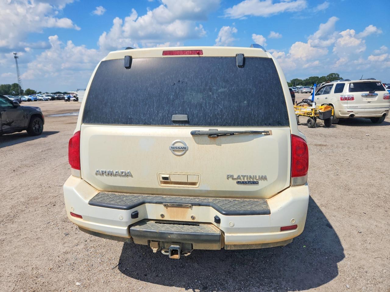 2014 Nissan Armada Platinum - Image 6