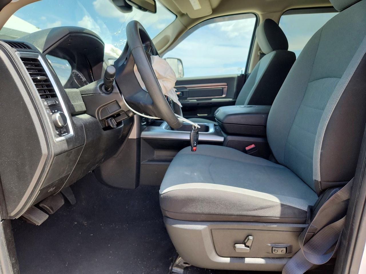 2023 Ram 1500 Classic Slt - Фото 7