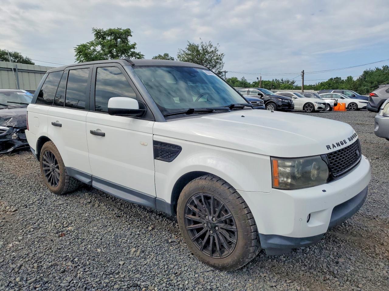 2011 Land Rover Range Rover Sport Hse - Image 4