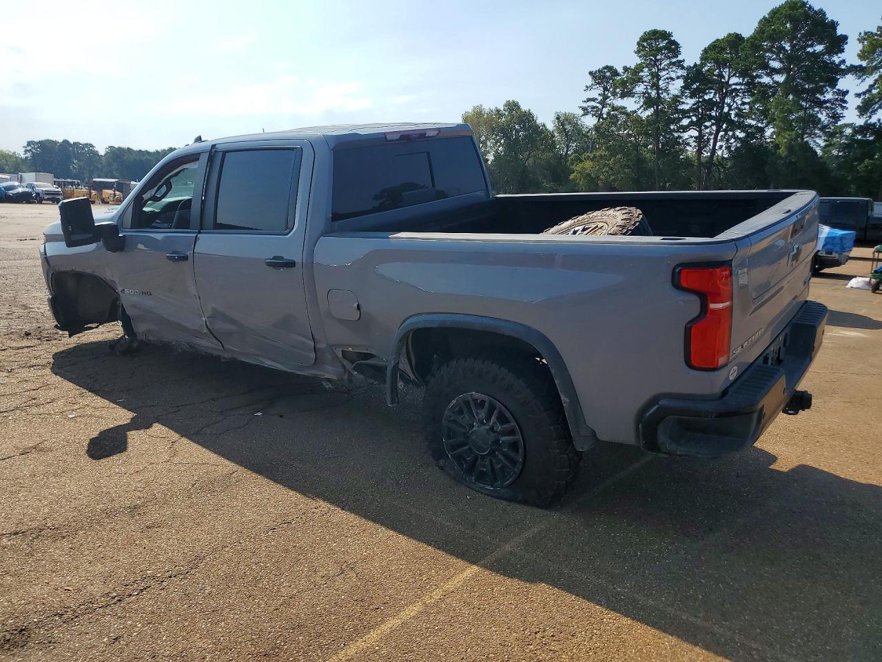 2024 Chevrolet Silverado K2500 Zr2 - Фото 2