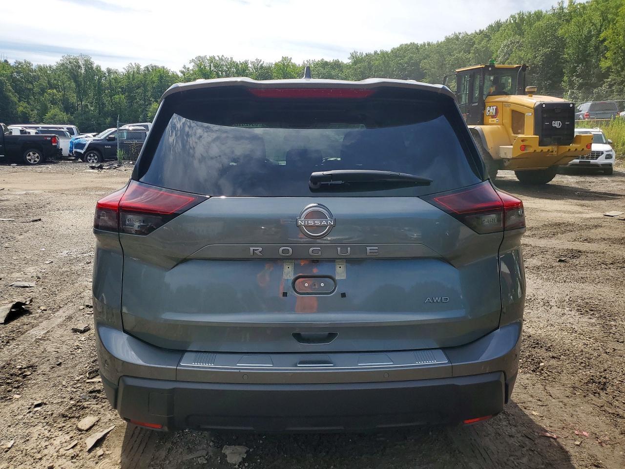 2026 Nissan Rogue Sv - Image 6