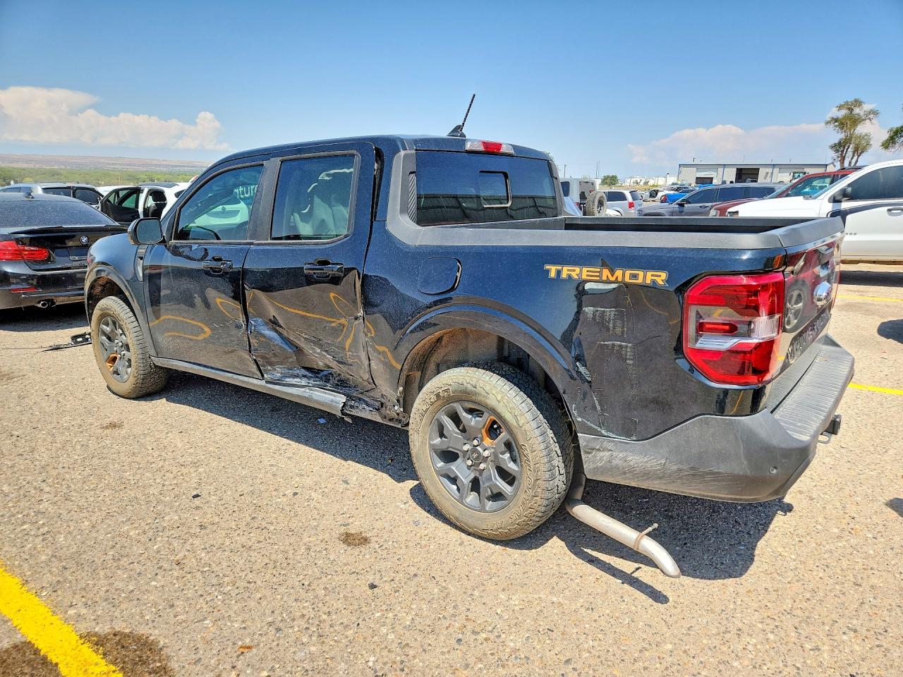 2024 Ford Maverick Lariat Tremor - Image 2