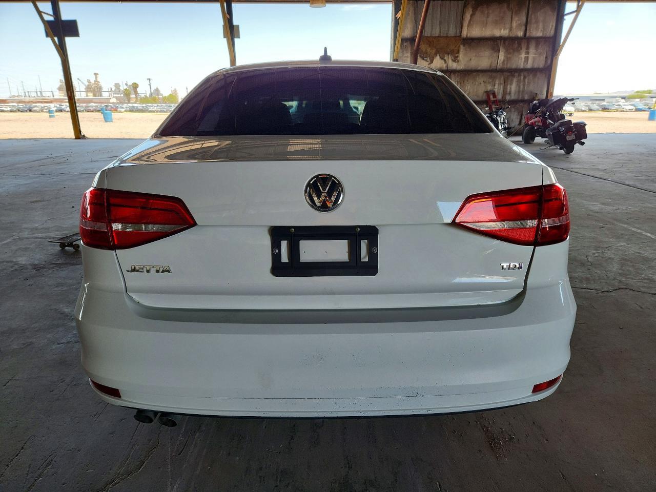 2015 Volkswagen Jetta Tdi - Image 6