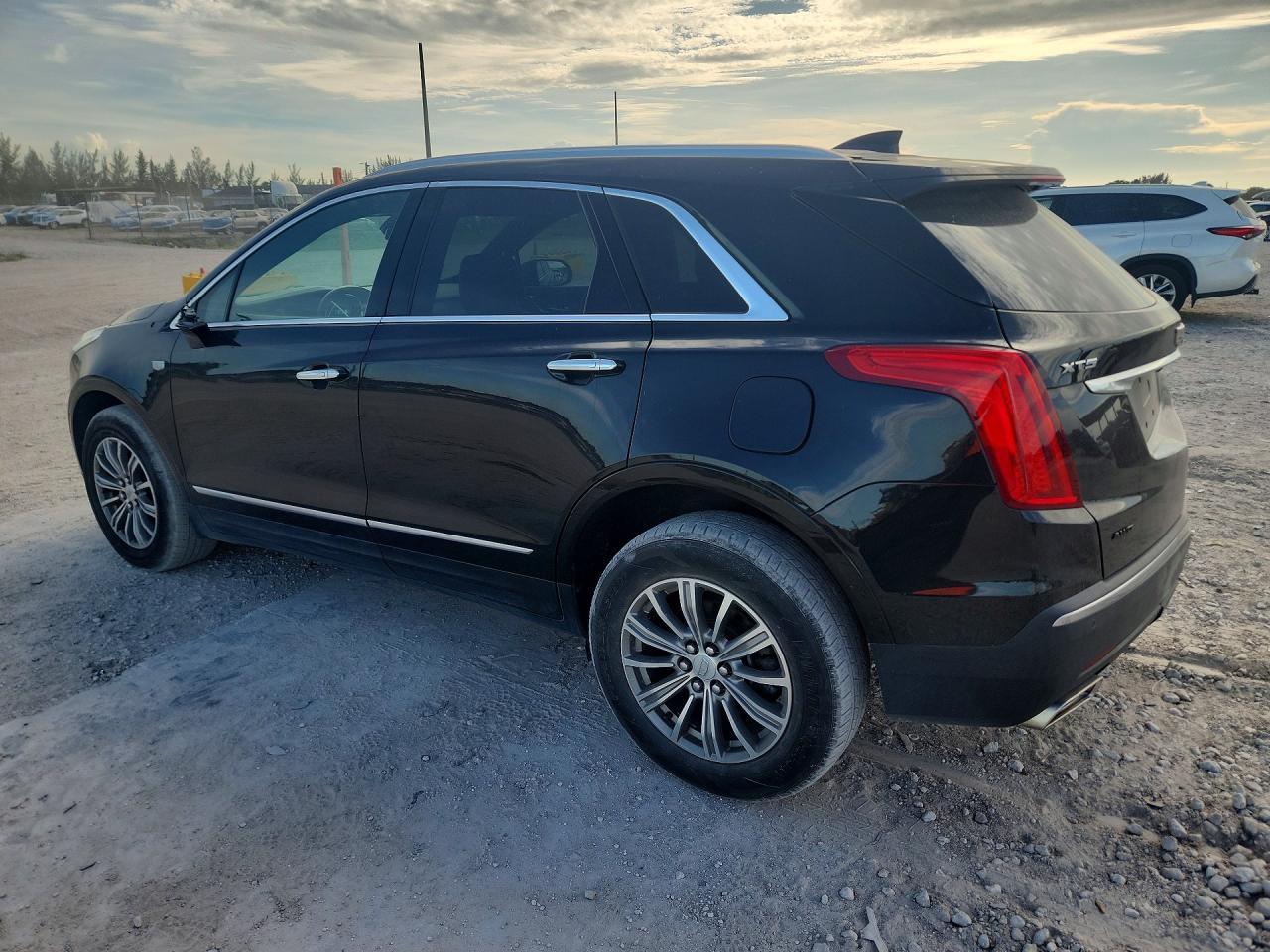 2019 Cadillac Xt5 Luxury - Фото 2