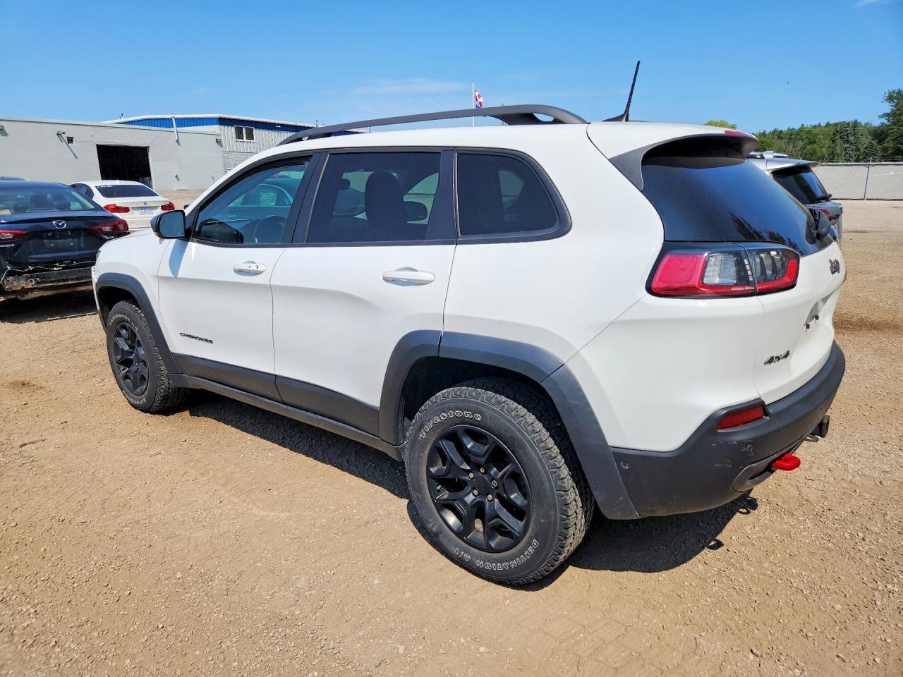 2021 Jeep Cherokee Trailhawk - Фото 2