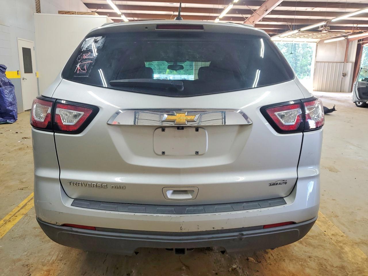 2017 Chevrolet Traverse Ls - Фото 6