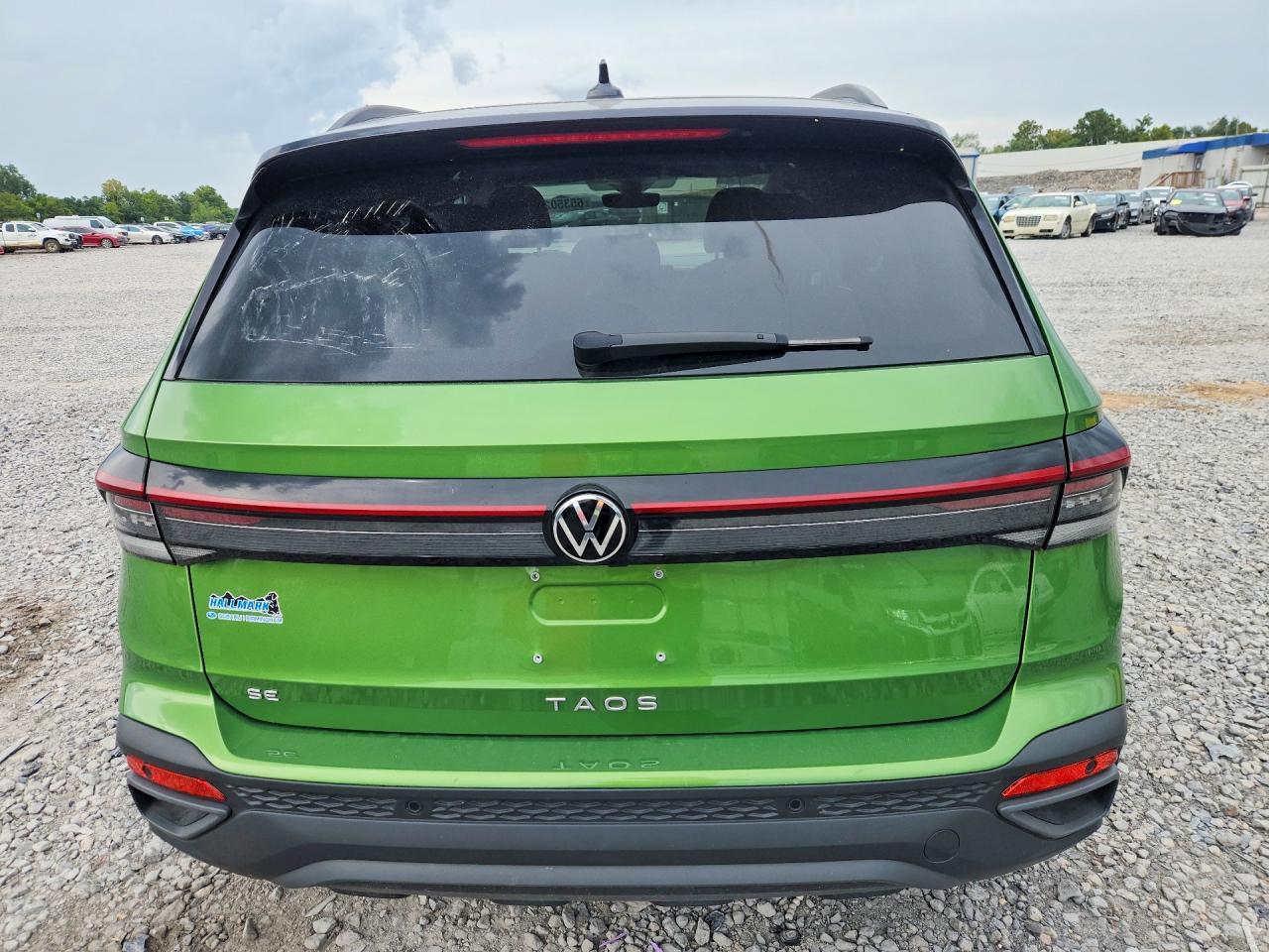 2025 Volkswagen Taos Se Black - Фото 6