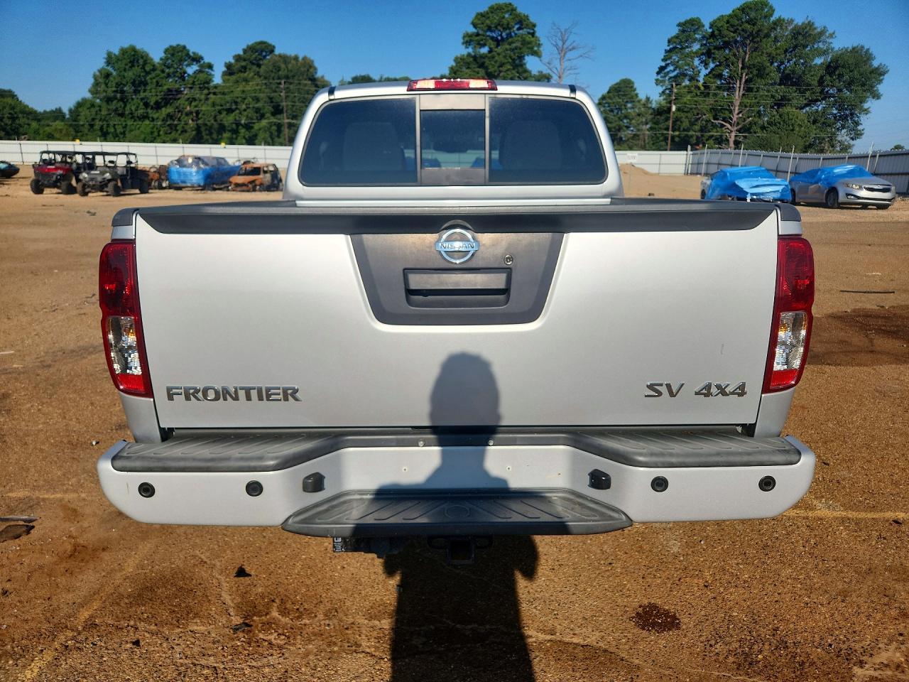 2020 Nissan Frontier Sv - Image 6