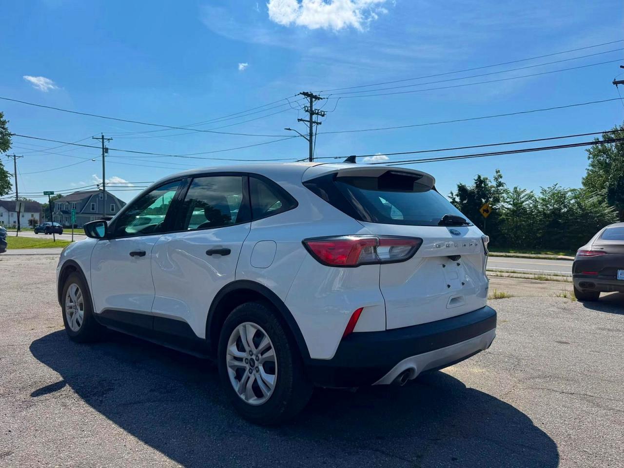 2020 Ford Escape S - Фото 3