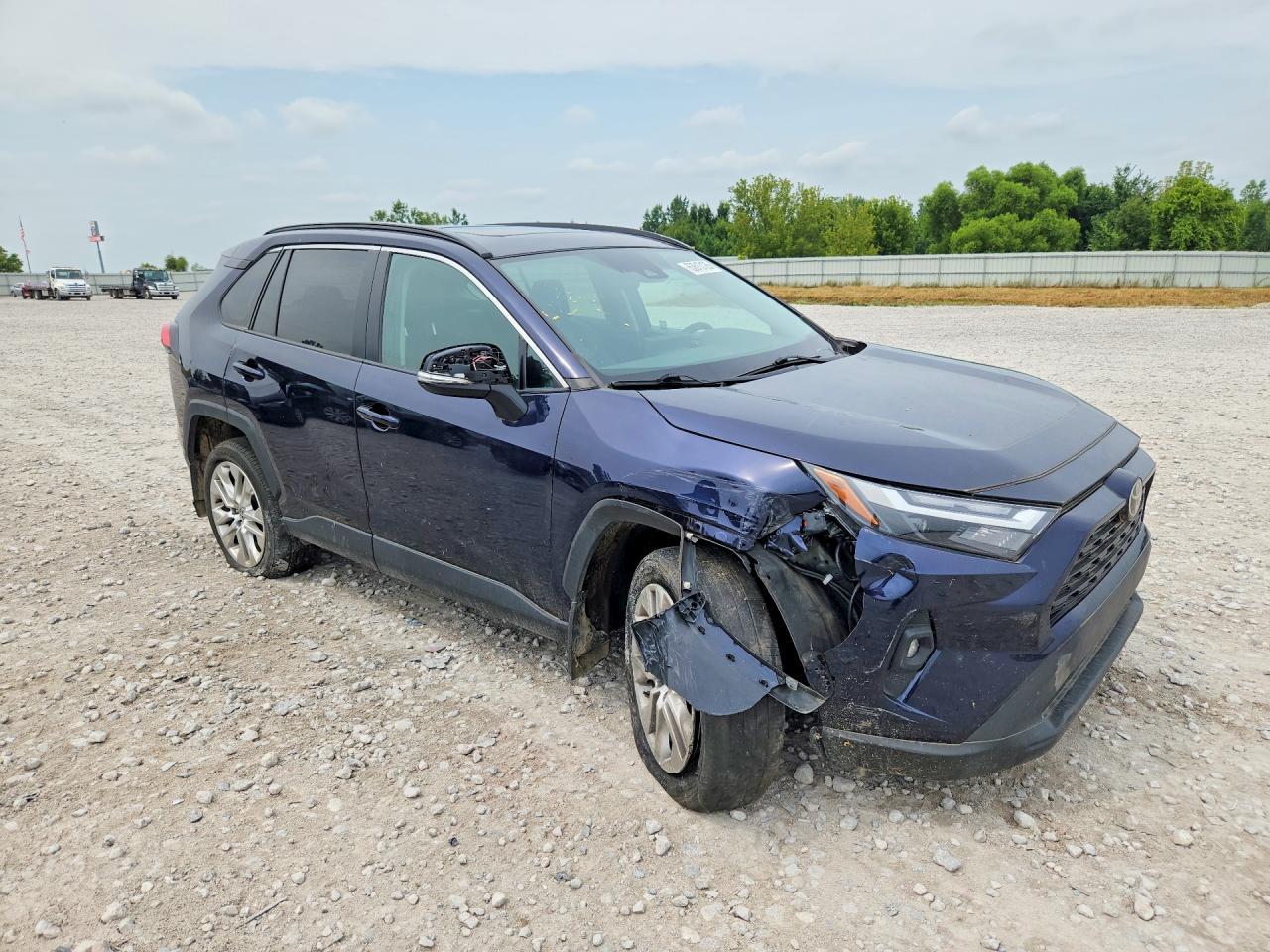 2022 Toyota Rav4 Xle Premium - Фото 4