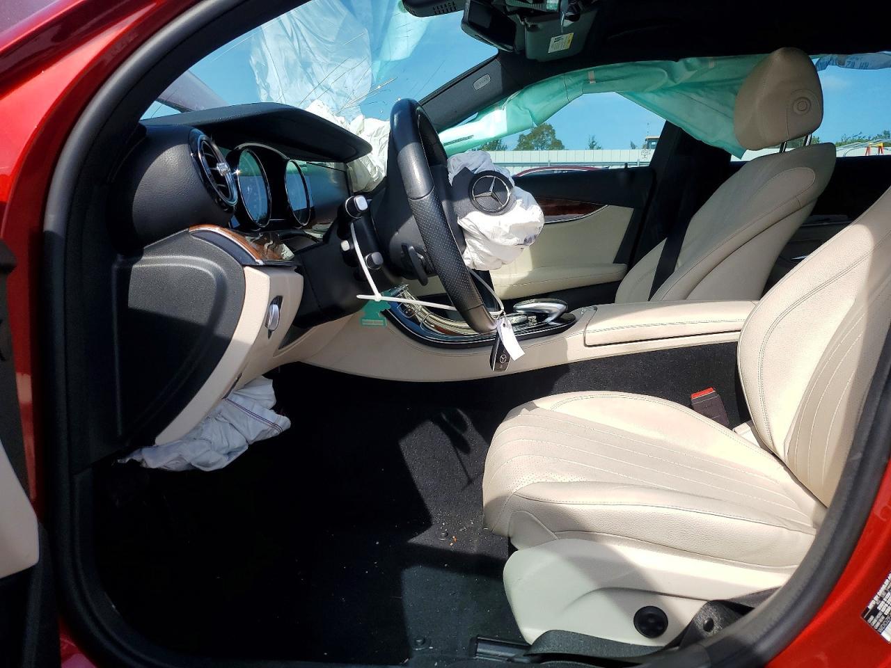2018 Mercedes-Benz E 300 - Image 7