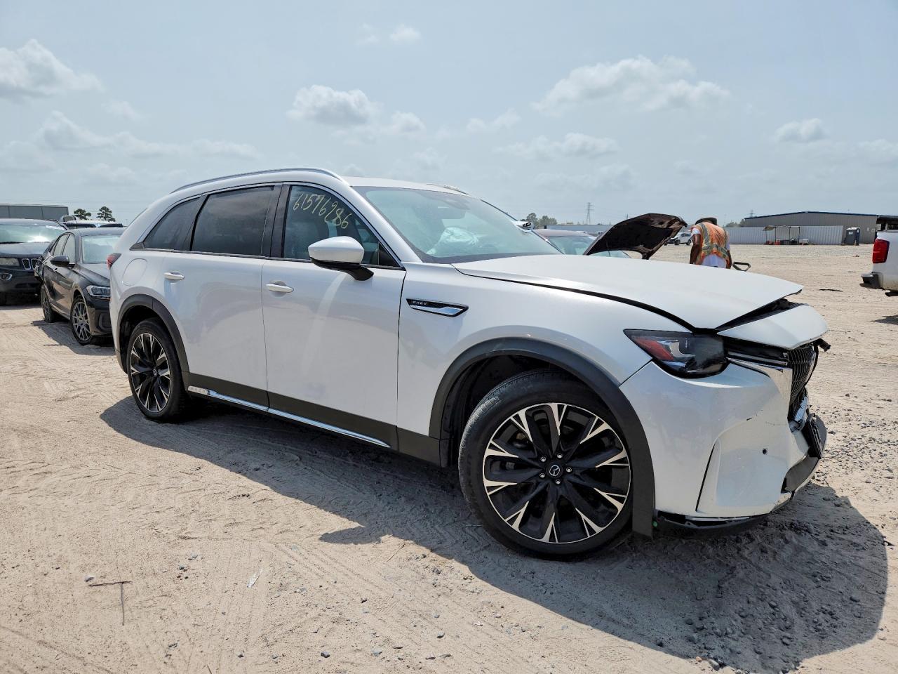 2024 Mazda Cx-90 Premium Plus - Image 5