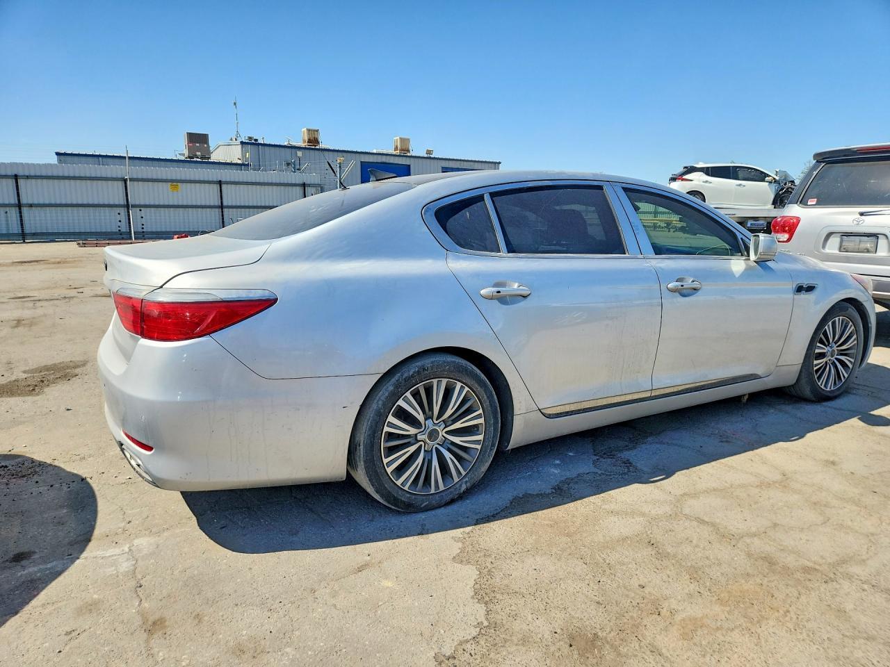2016 Kia K900 Luxury V6 - Image 3