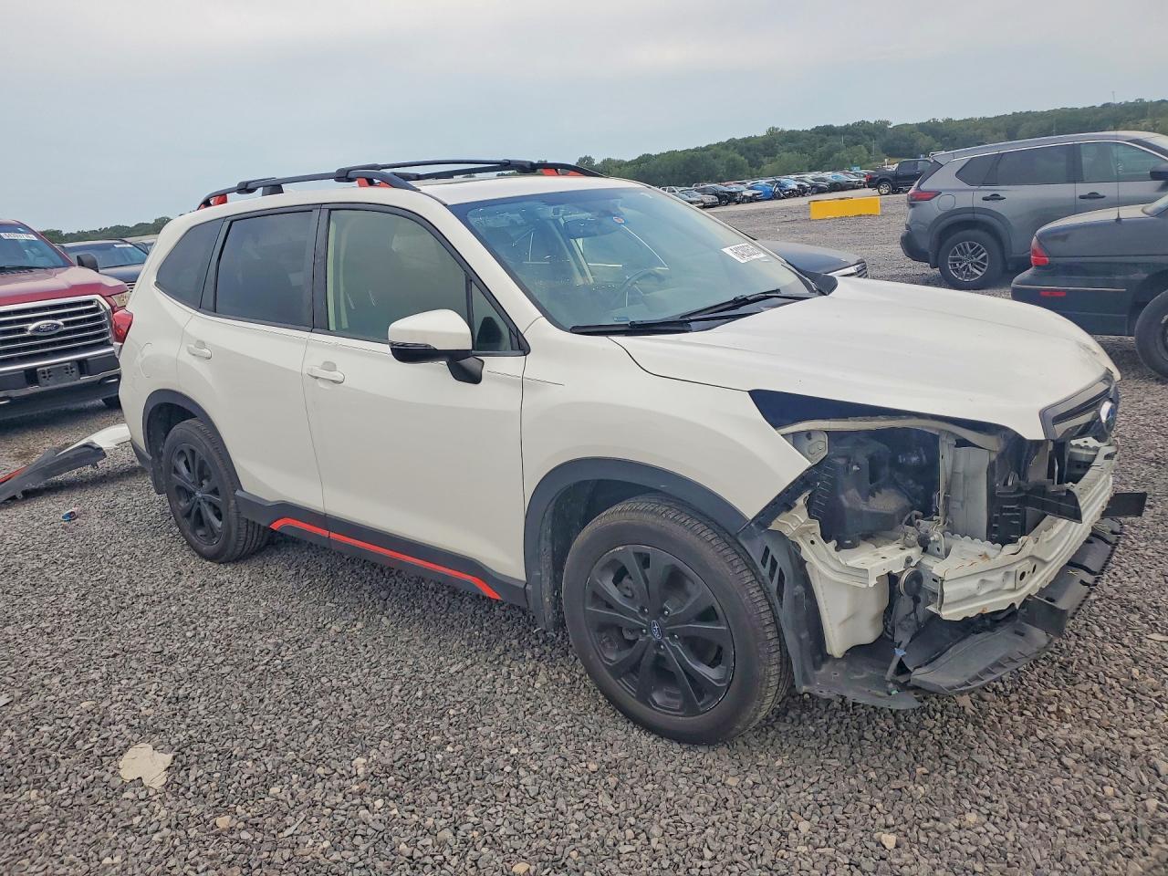 2019 Subaru Forester Sport - Image 4