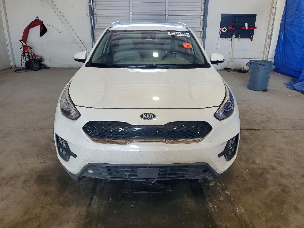 2020 Kia Niro Ex Premium - Image 5