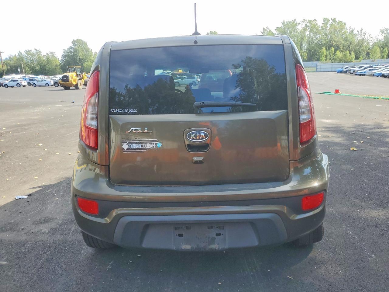 2012 Kia Soul + - Image 6