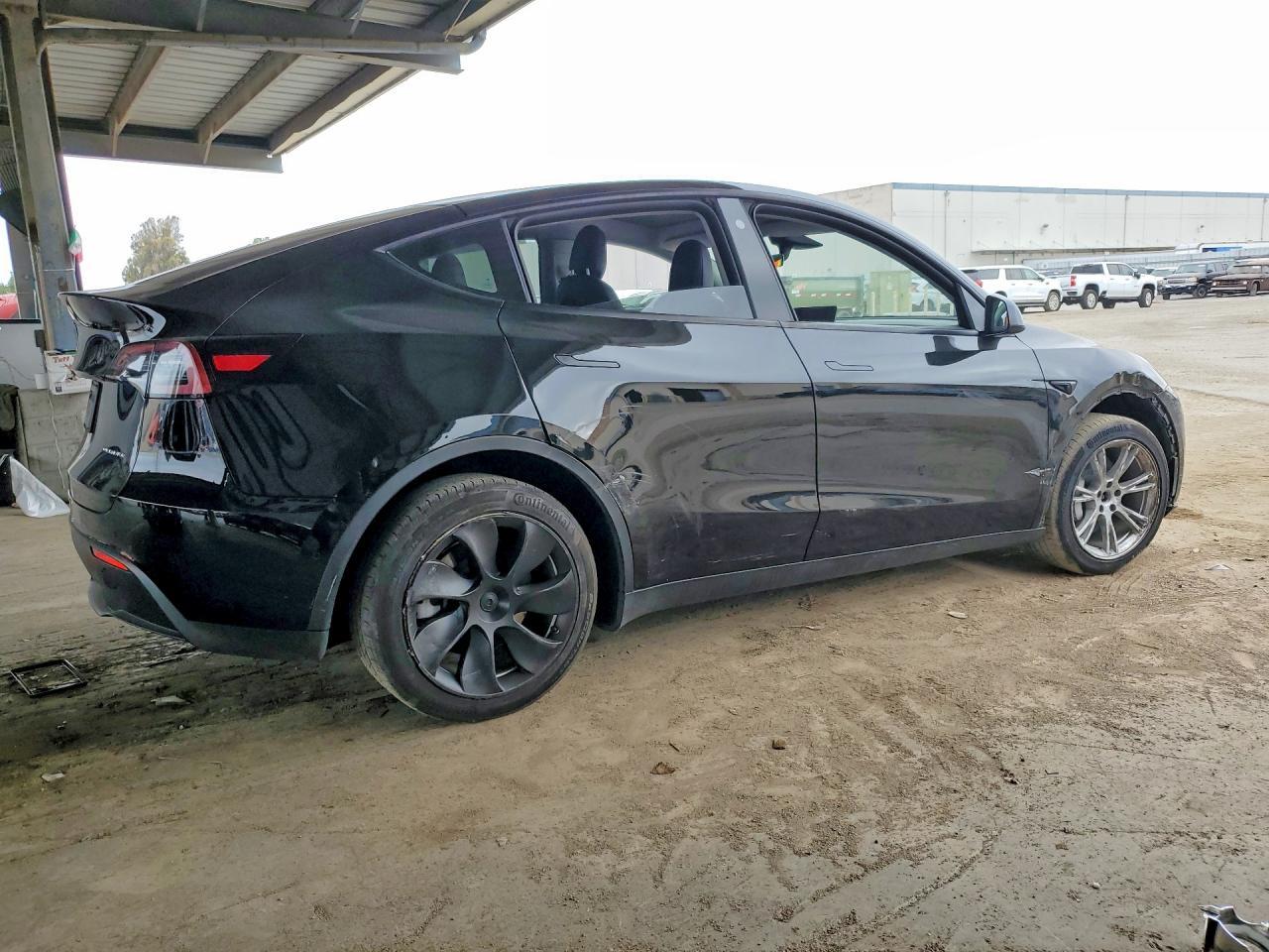 2022 Tesla Model Y - Фото 3