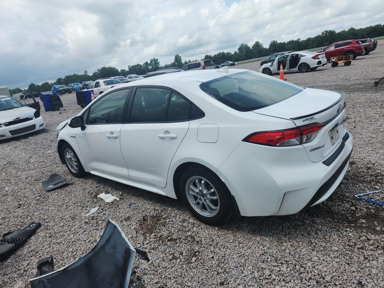 2021 Toyota Corolla Le - Image 2