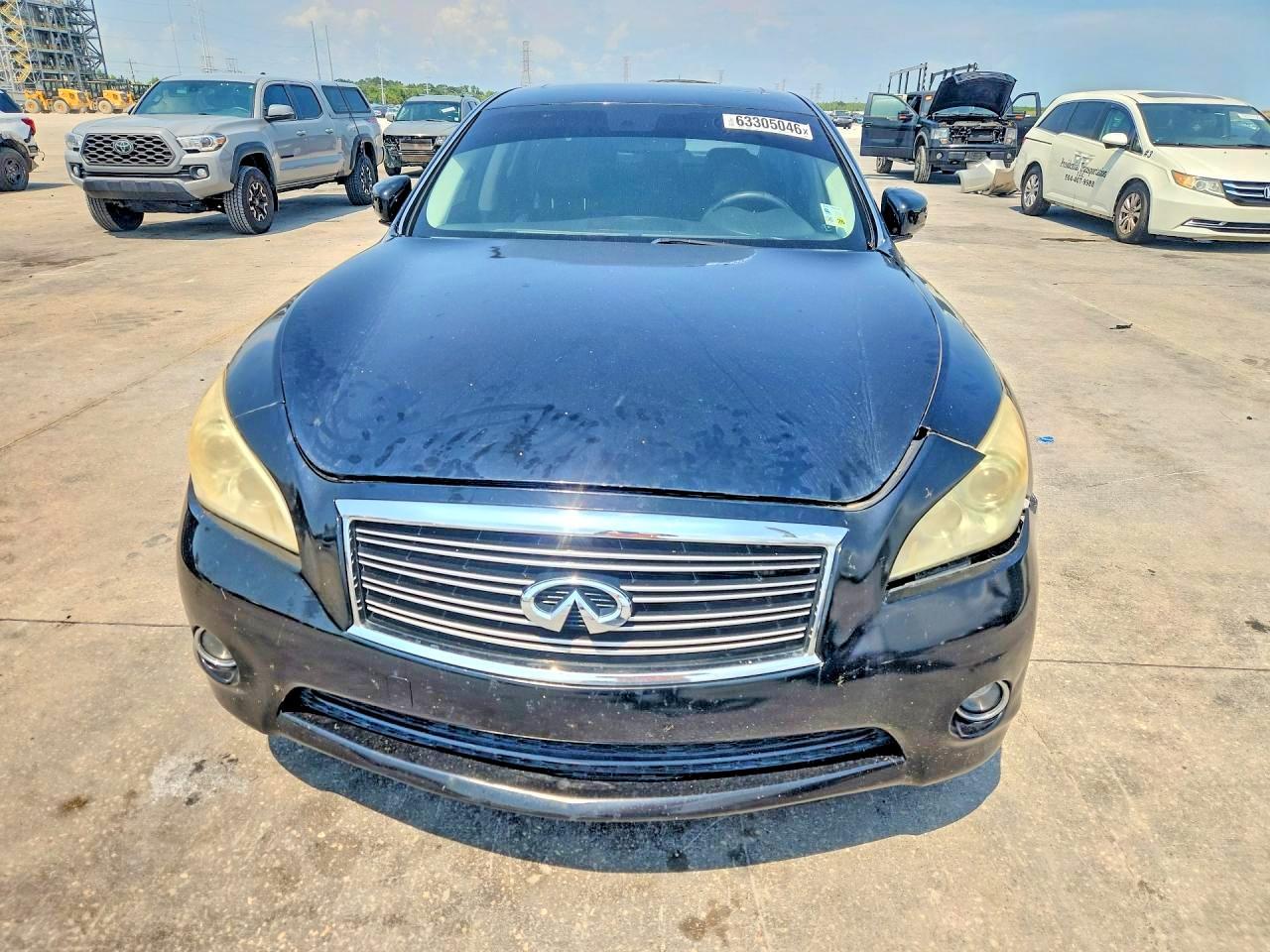 2014 Infiniti Q70 3.7 - Фото 5