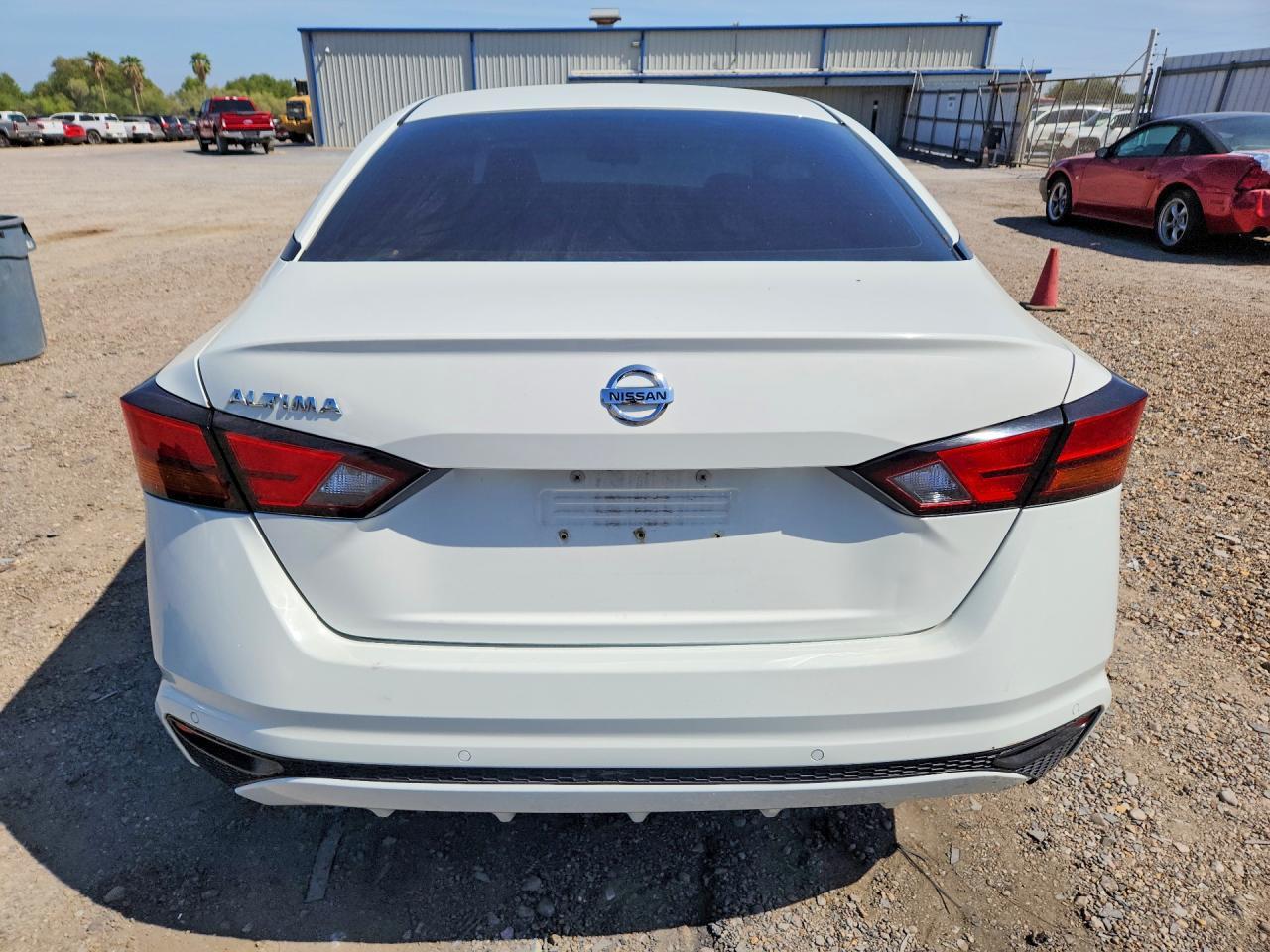2021 Nissan Altima S - Image 6