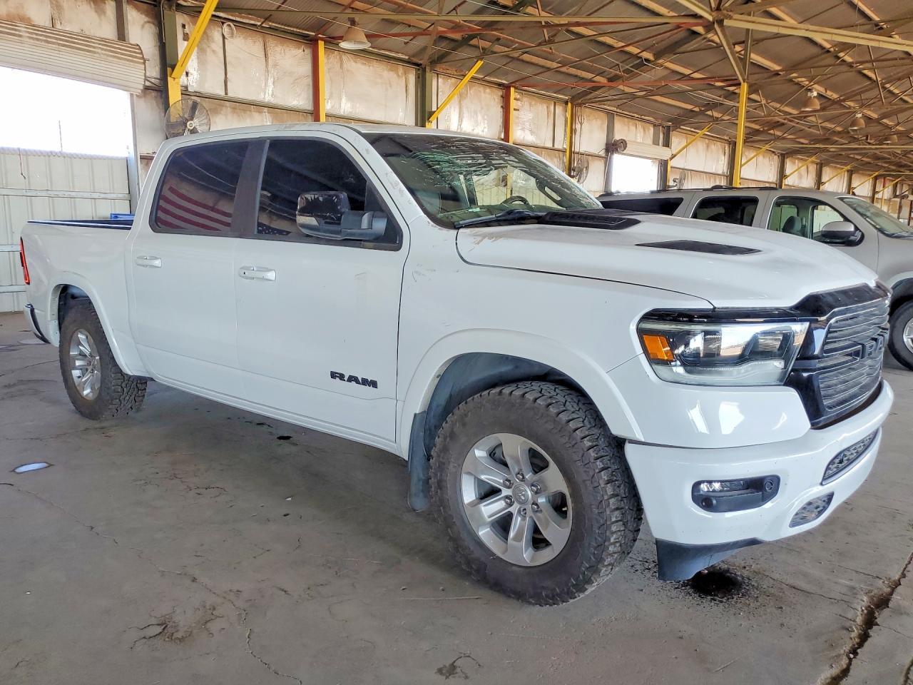 2022 Ram 1500 Laramie - Фото 4