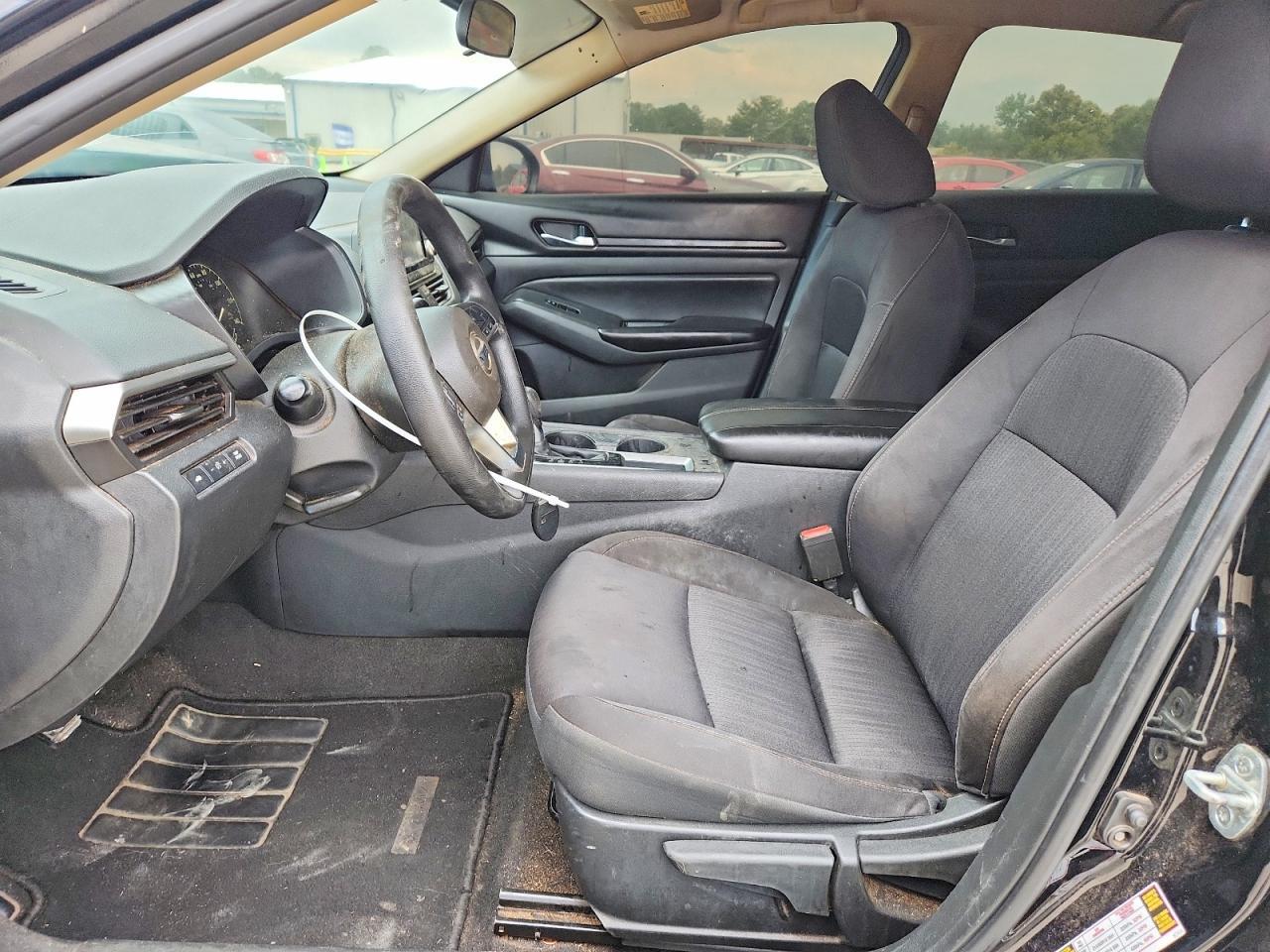 2022 Nissan Altima S - Image 7