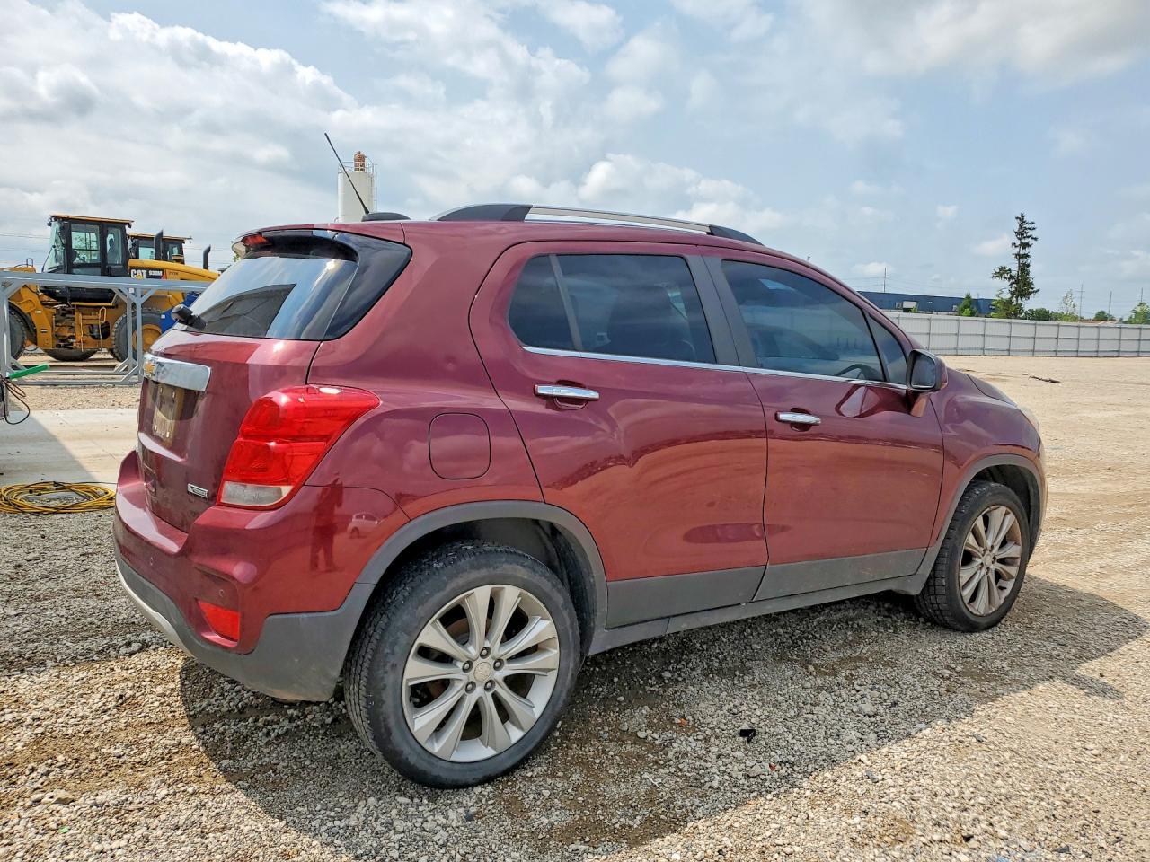2017 Chevrolet Trax Premier - Image 3