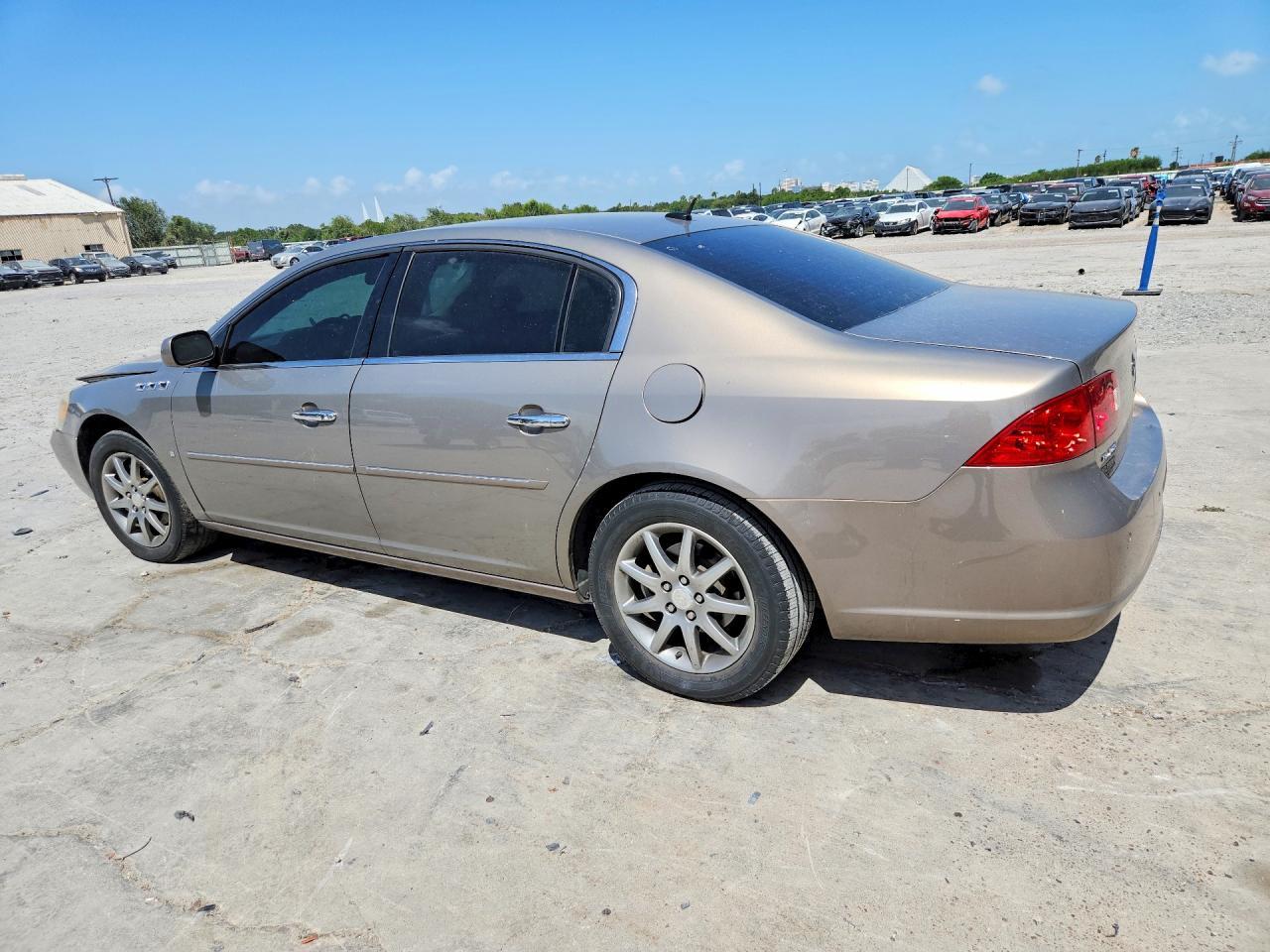 2007 Buick Lucerne Cxl - Фото 2
