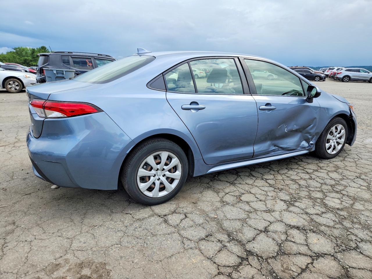 2021 Toyota Corolla Le - Фото 3