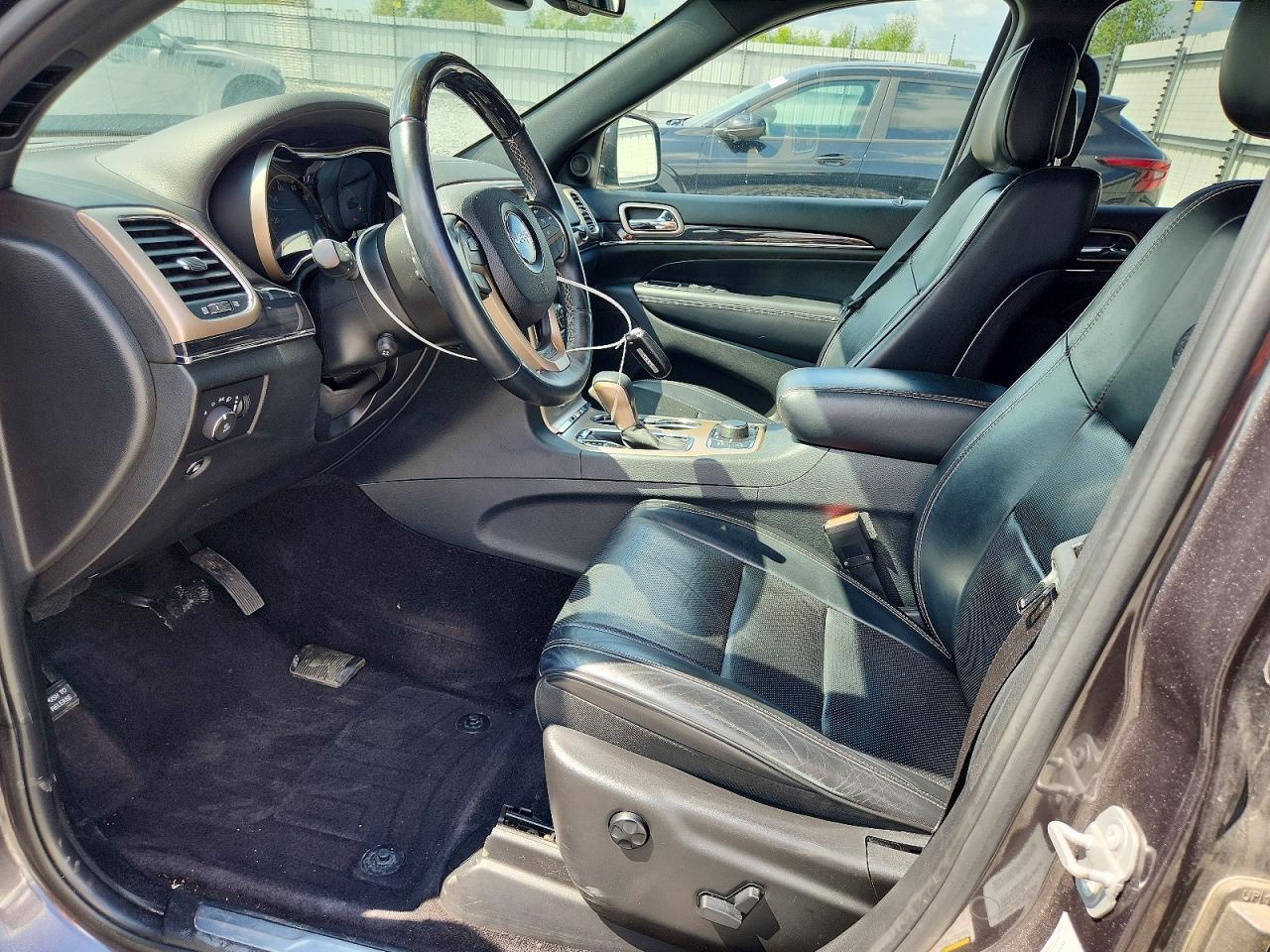 2016 Jeep Grand Cherokee Overland - Фото 7