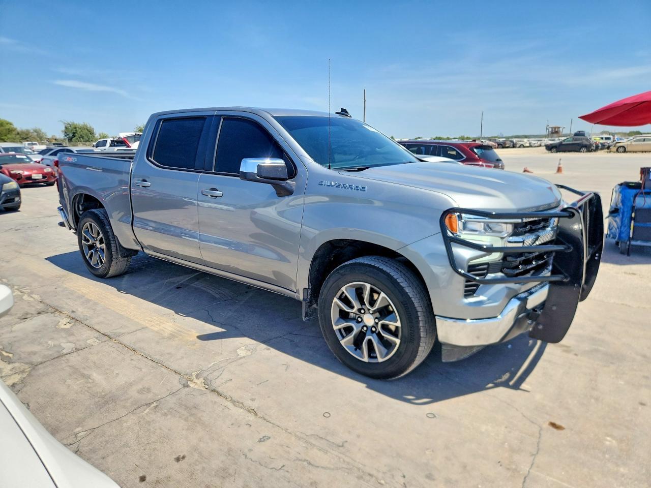 2025 Chevrolet Silverado K1500 Lt - Image 4