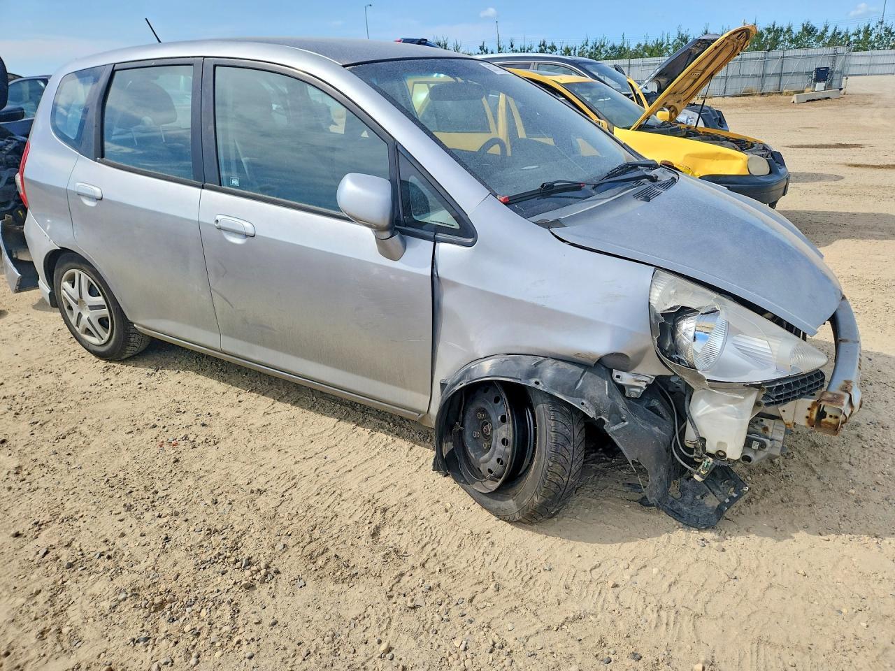 2007 Honda Fit - Image 4