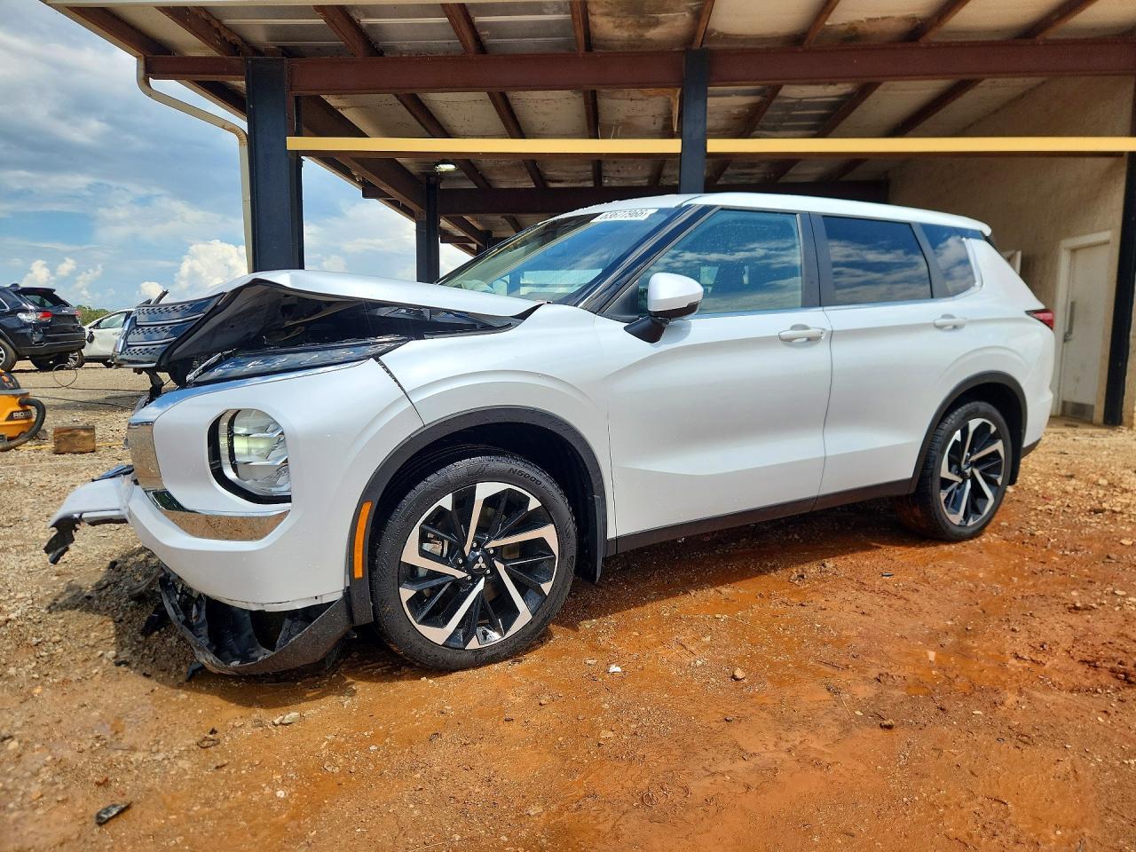 2022 Mitsubishi Outlander Es