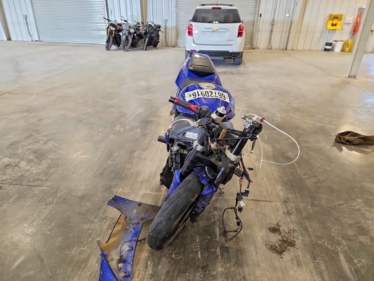2002 Yamaha Yzfr1 - Фото 2
