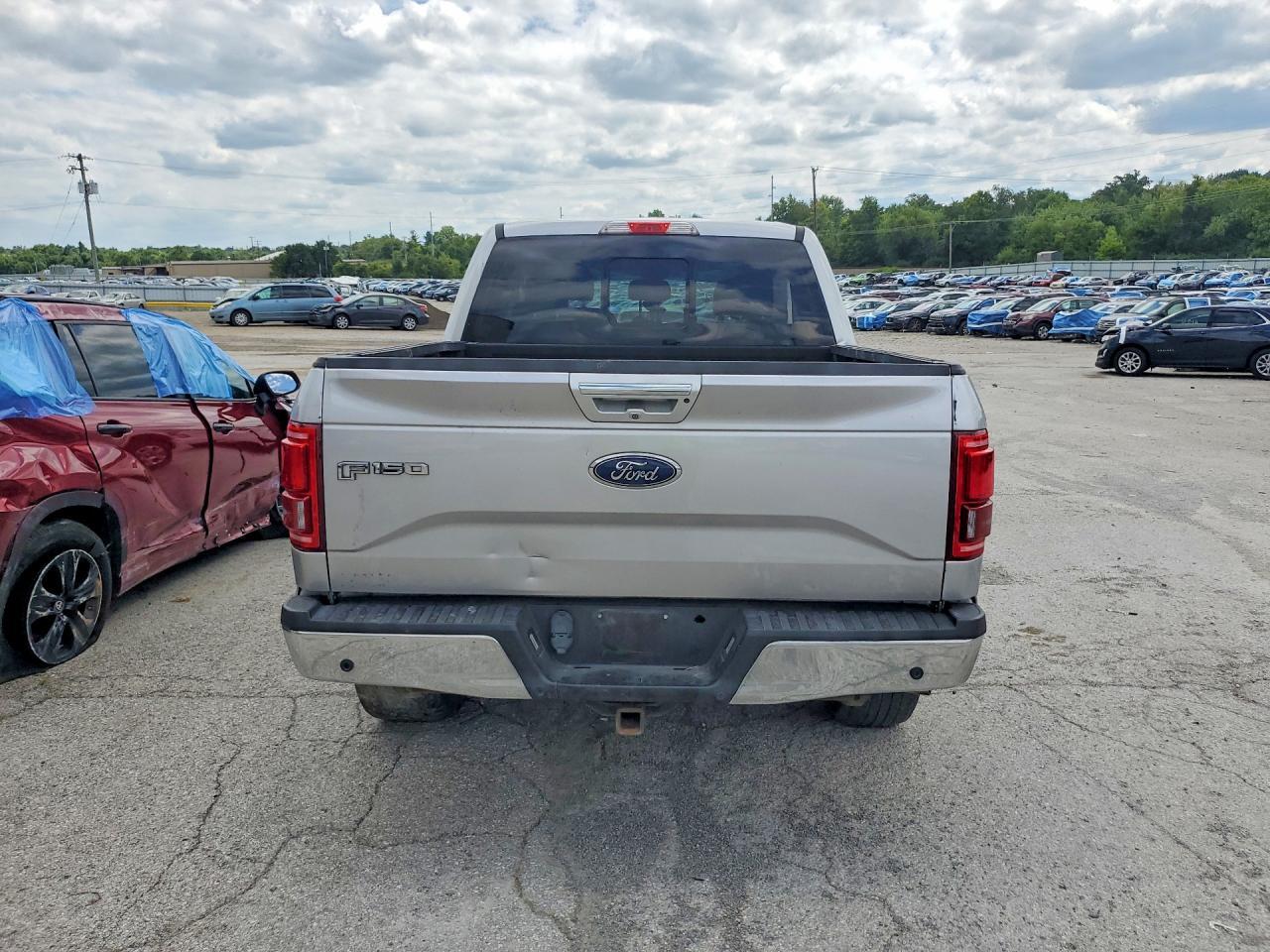 2015 Ford F150 Supercrew - Фото 6