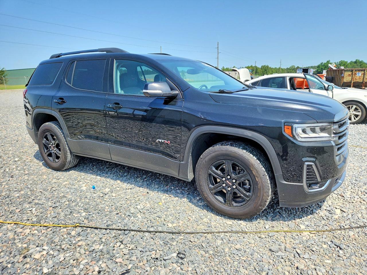 2022 GMC Acadia At4 - Image 4
