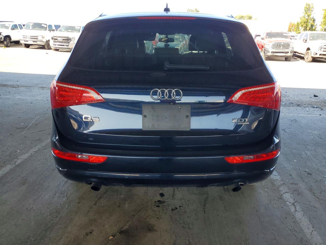 2011 Audi Q5 Premium Plus - Image 6