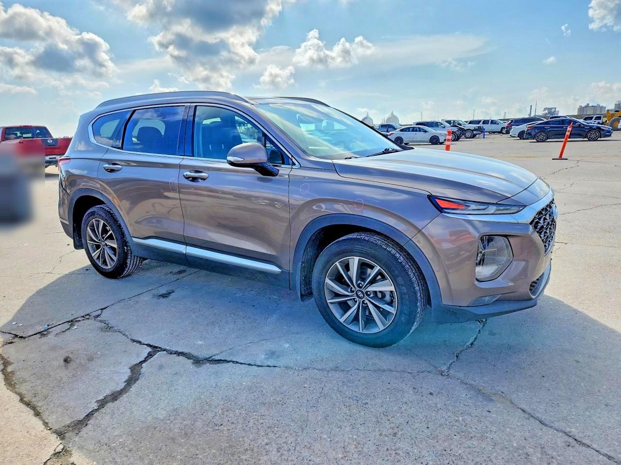 2019 Hyundai Santa Fe Limited 2.4L - Image 4